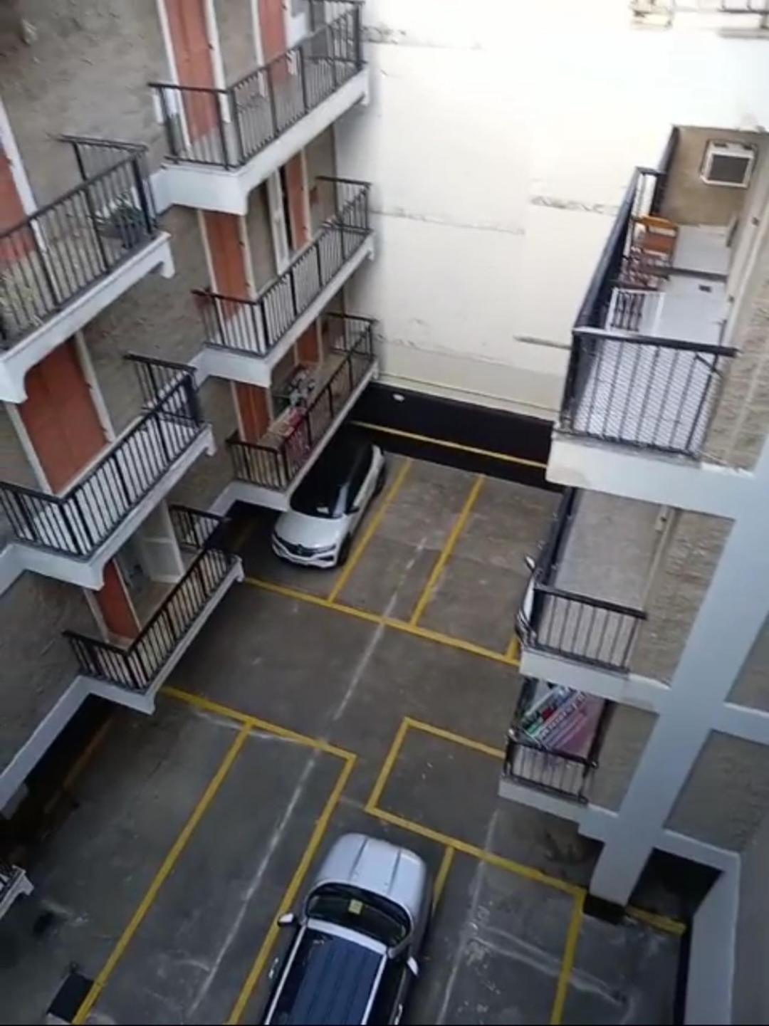 A 50m Da Do Em Apartment Cabo Frio